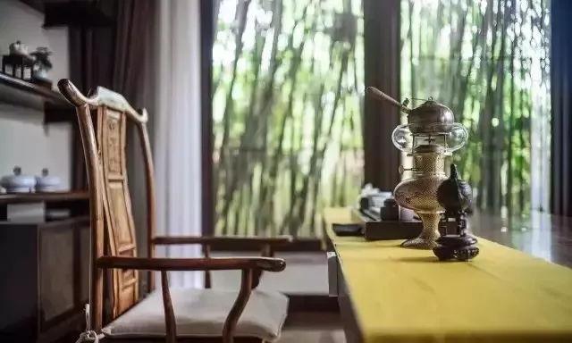 一盏茶,刚刚沏好