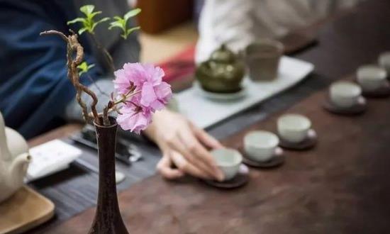 茶道:诗意的人类通往魔法之旅的一种机缘