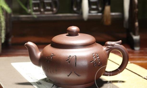 陈顺根龍行八方紫砂壶:祥龙腾飞紫气盈,御行八方高贵雅