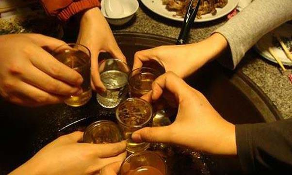 饭局上最让人厌烦的十种人，你中枪了吗？