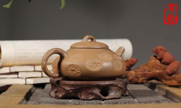 据说壶人分两类，一种爱段泥，一种不爱！