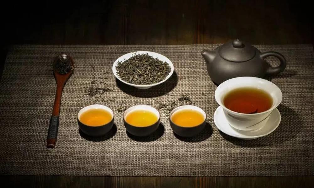 茶为谁清,酒为谁醉?缘分二字而已