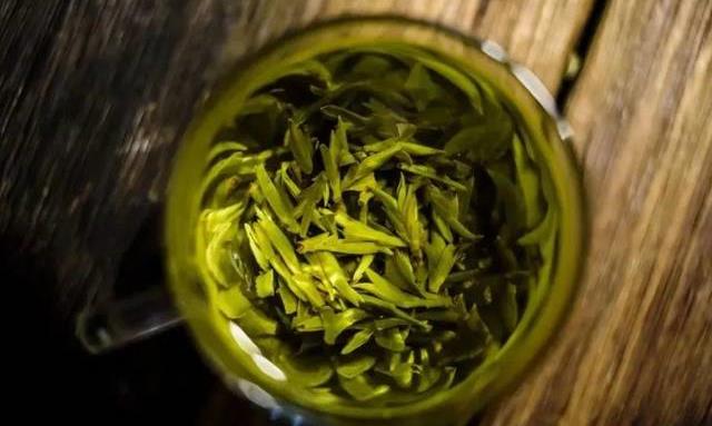 泡茶时不经意的几个小动作,瞬间格调提升