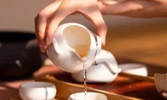 喝茶时甜等于回甘吗？避免这三种错觉，才能挑选好茶