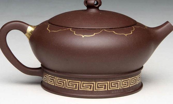 一仆不侍二主，一壶不事二茶。