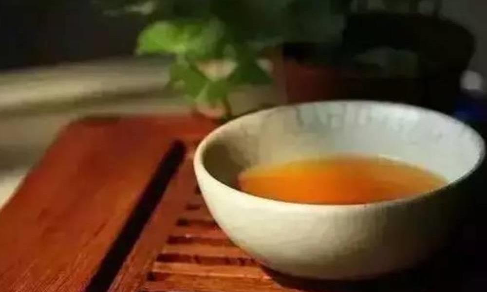 饮盏茶,为生命留白