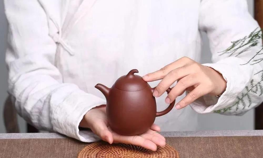 紫砂壶“一壶侍一茶”你如何看待？