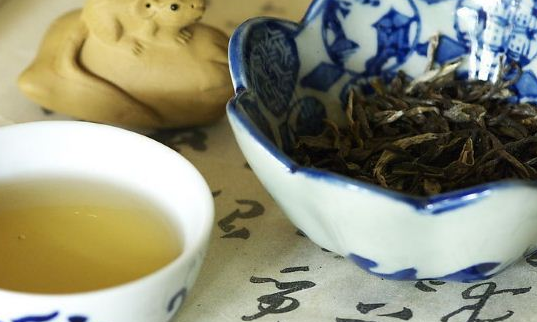 喝茶多了牙齿会变黄？