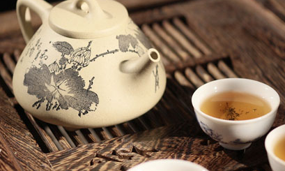 上惯了酒桌的你,该学学茶桌上的礼仪了!