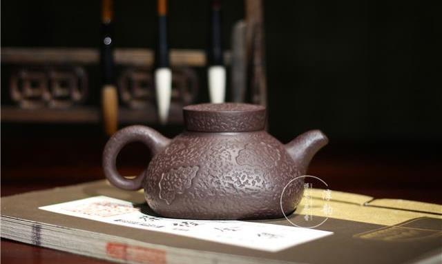 樊明明混方石瓢紫砂壶：方圆石瓢一壶饮，沉敛大口宜出茶