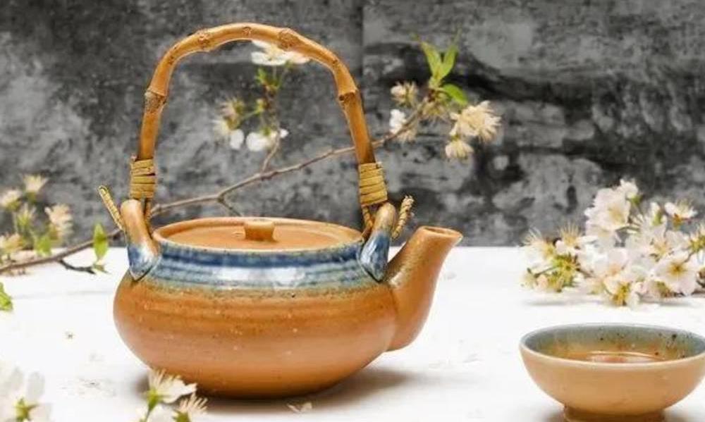 茶叶带“酸”是怎么回事？