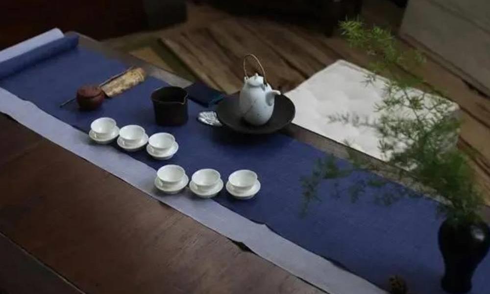 茶桌上的七“雅士”