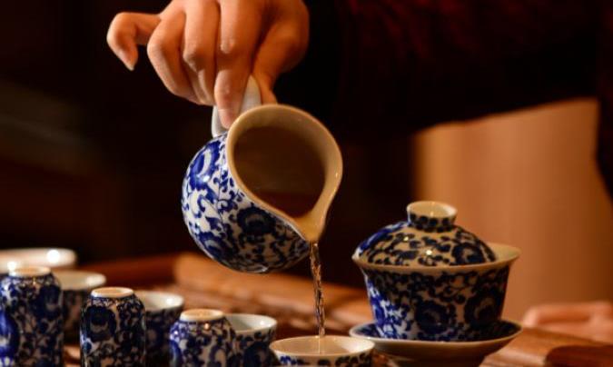 饮茶有道，艺茶有术，但茶文化属于中国吗？