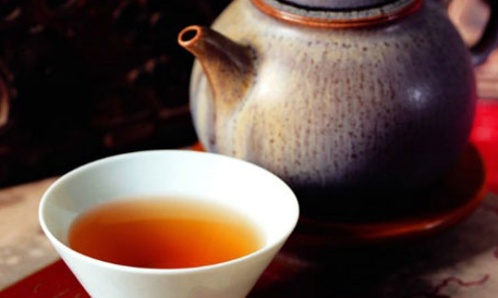 浅茶与烈酒,你会选哪一杯?