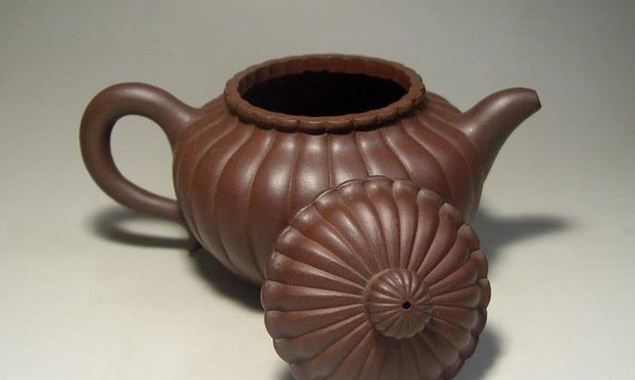 扶不上墙的烂泥，居然能够做出如此精美的壶！