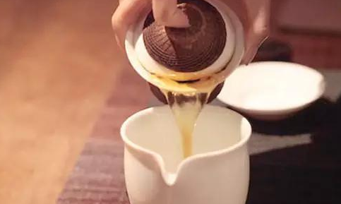 对的时间喝对的茶,秋季应该喝这种茶