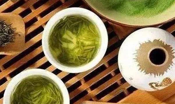 简单分辨绿茶的好坏