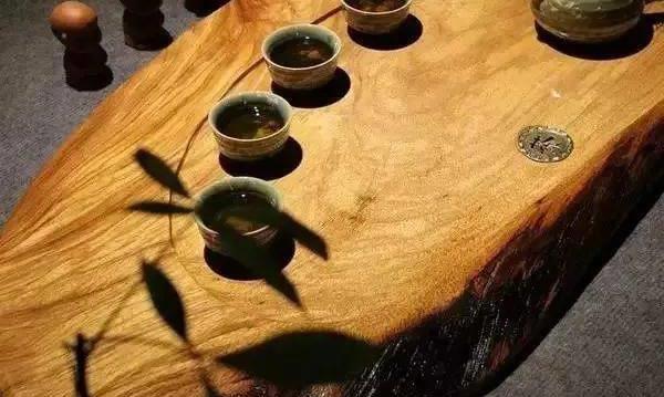 凤凰单丛的百茶百香如何区分？