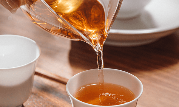 冬天，一杯茶来暖心