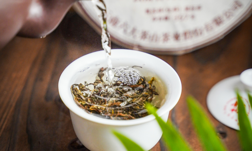 六大茶山:以精粹贺开韵味,以味蕾铭记,致敬时代经典!