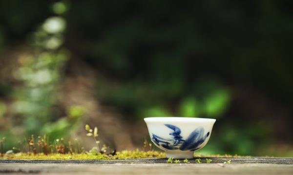 三月春拂面,闲来吃茶去