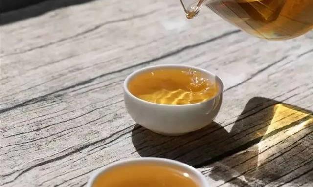 普洱茶口感滋味最具鲜明对比的两个产区