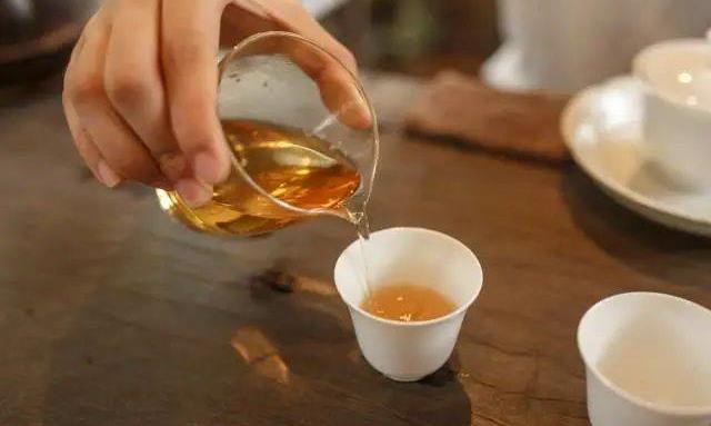 你还在寻找茶的答案吗?千年之前就说:吃茶去