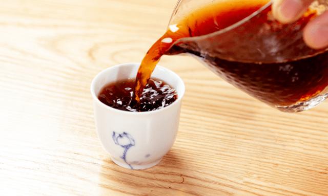 熟普属于黑茶类,但并不真的是黑茶