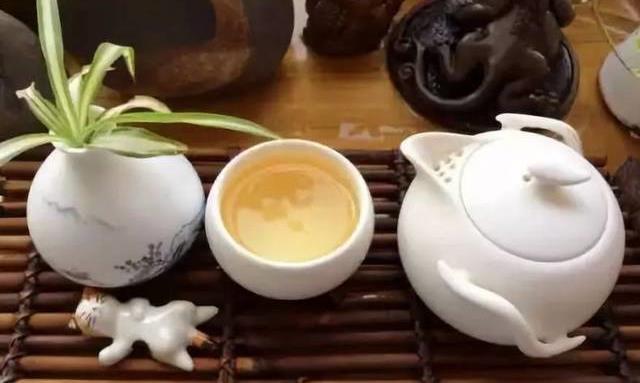 总有一杯茶,陪你度过迷失的时间