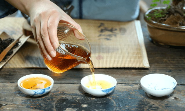 品不尽的茶意,参不透的人生