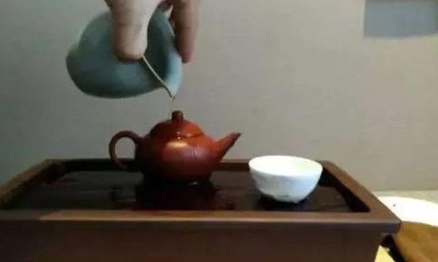 紫砂壶泡普洱茶怎么泡？