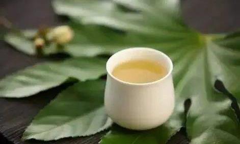 倒茶要七分,处事要空杯