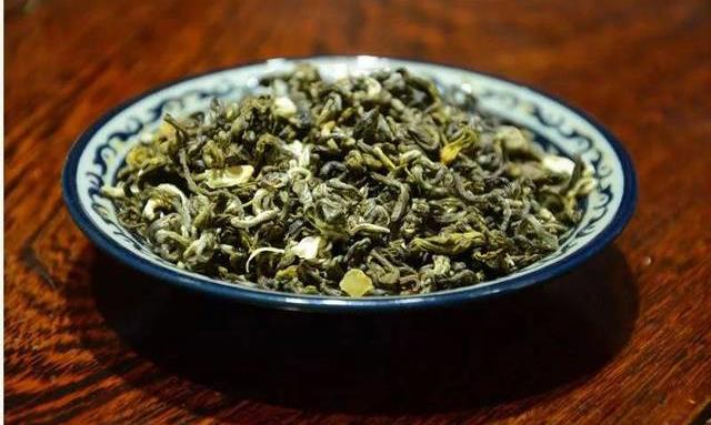 春时最是茶养人，勤饮这“三茶”，多添几分得意