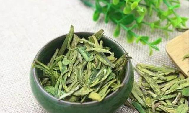 为何文人雅士偏爱龙井，这里面不得不说的秘密！