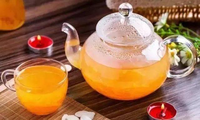 别任性，刚泡的茶千万不能马上喝