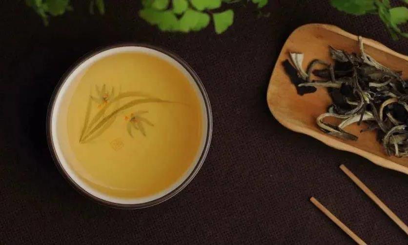 香精茶怎么分辨?一张纸巾就可以!