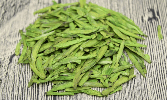 “乌牛早”茶与“西湖龙井”应该怎样鉴别？