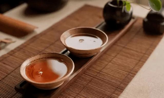 夏天喝什么茶排寒湿？