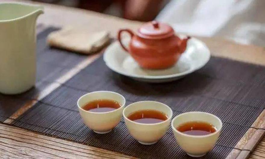 冬天到了，喝茶一定要温壶