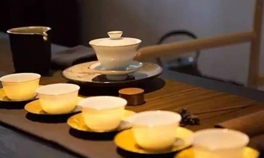 哪些人更应该喝茶？应该喝哪些茶？