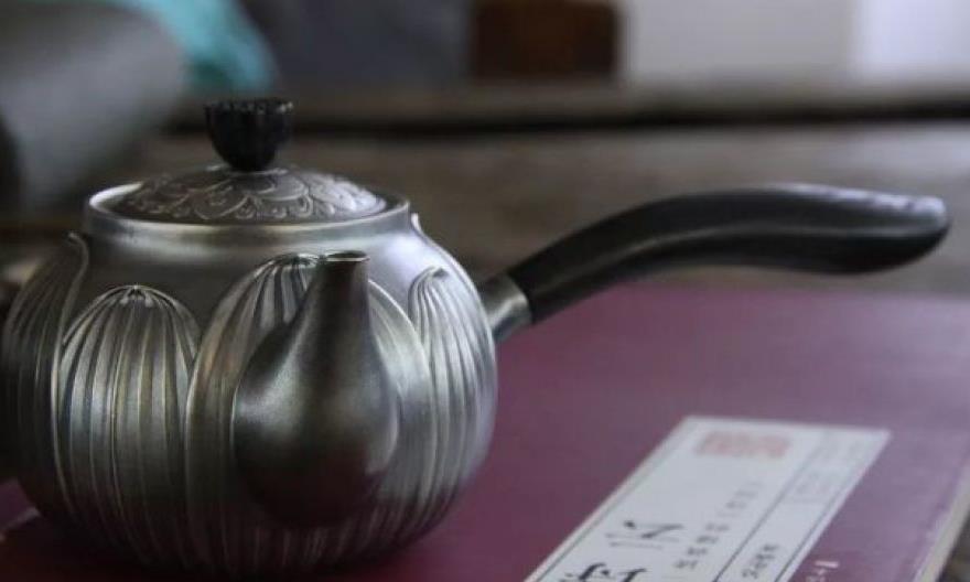 4个小妙招,轻松辨银壶