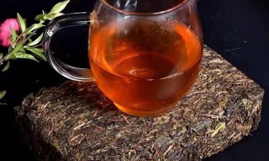 一块黑茶饼,除了喝,还可以做什么?