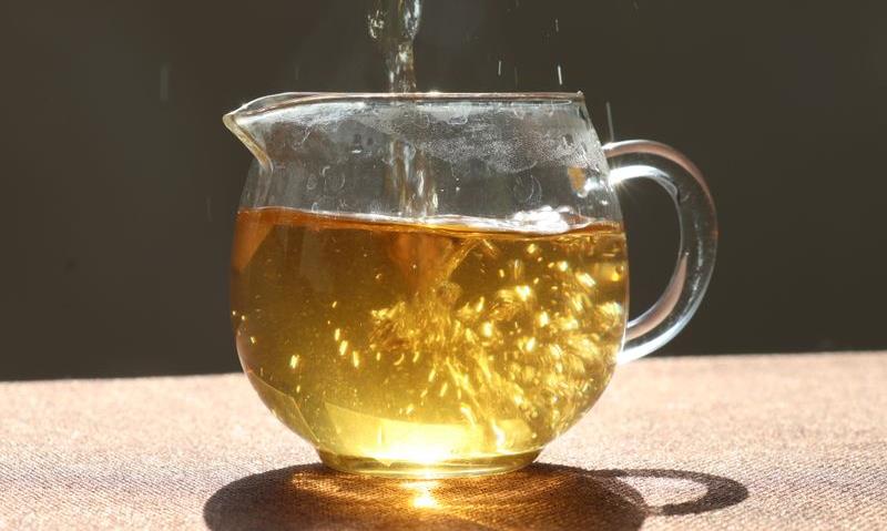 为什么茶叶能煮着喝，却不能久泡？