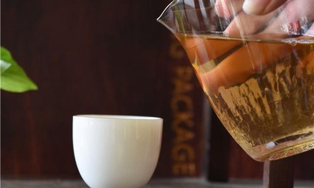 普洱茶的“挂杯香”有何秘密