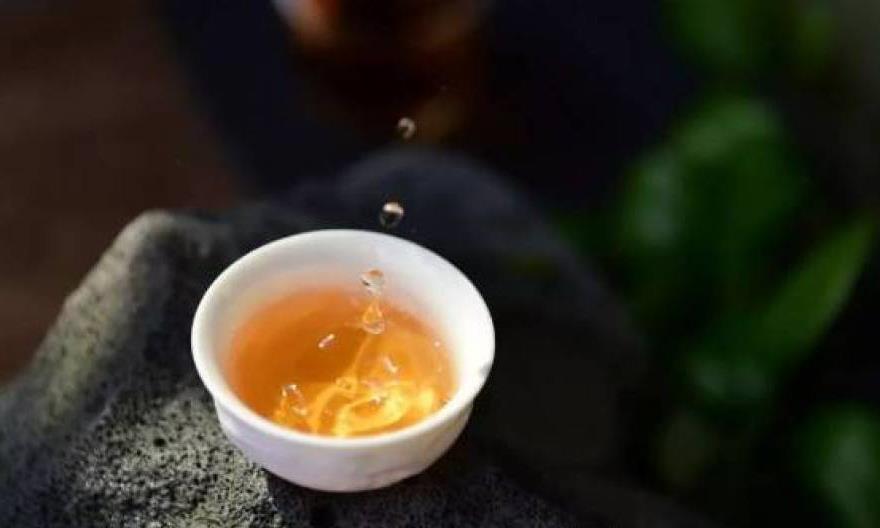 茶的滋味从何而来？