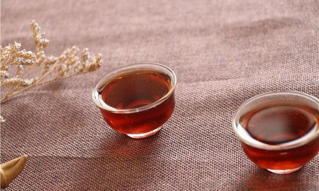 长期喝普洱茶会怎么样？