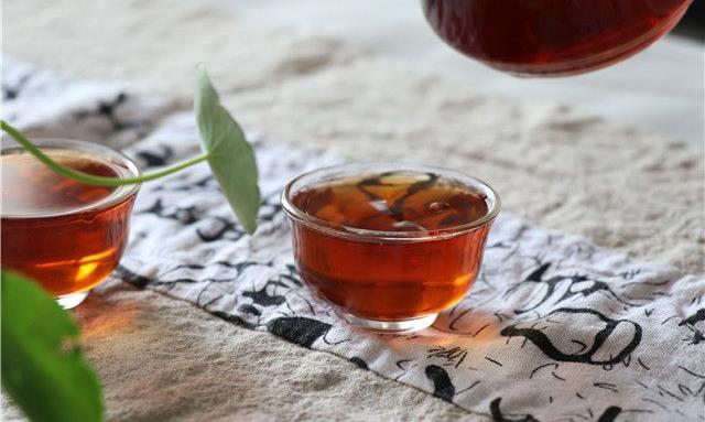 小青柑普洱的功效与禁忌有哪些？