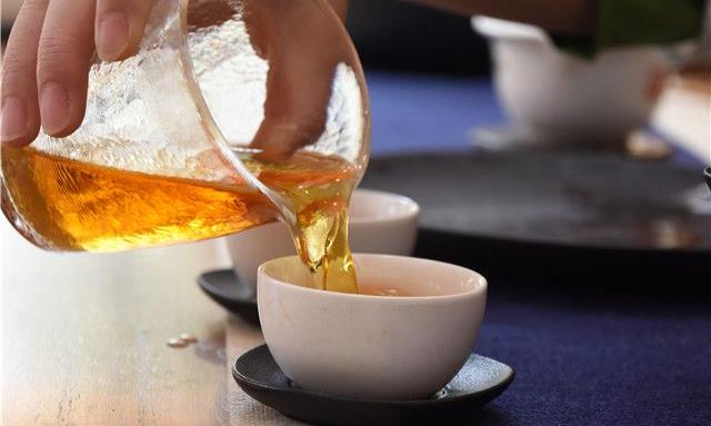 每天什么时候喝茶最健康？