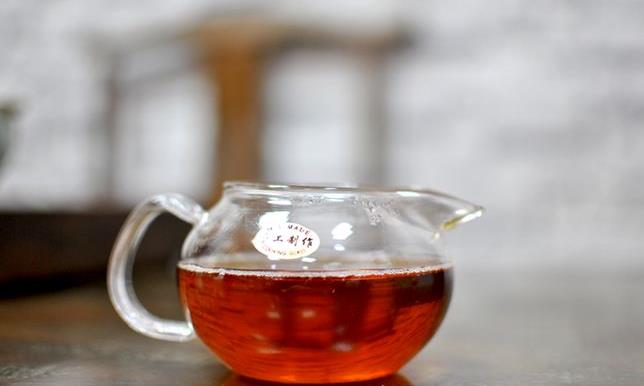 红茶喝得好，气色不用调