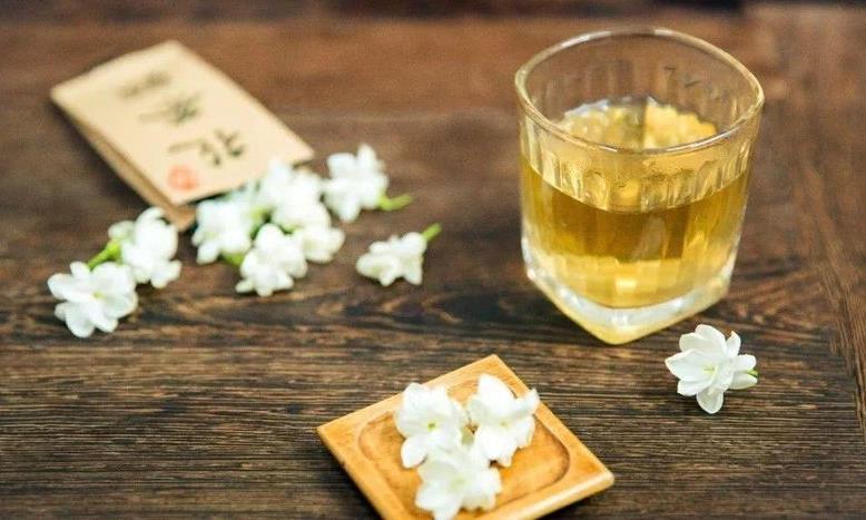 春天喝花茶有什么好处